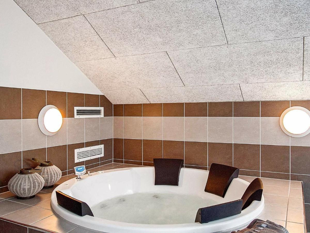 12 Person Holiday Home In Hasselberg Kappeln Værelse billede